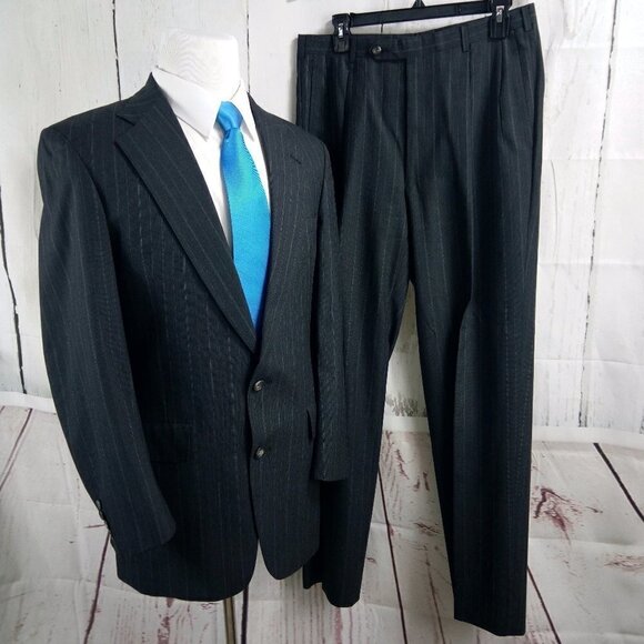 Austin Reed Regent Street Dillard's 40R Dark Gray Striped 2pc Suit 32x31 Pleated - Picture 1 of 15